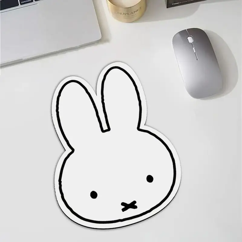 Kawaii Miffy Rabbit Shaped Mou - Esports Gaming Desk recension och pris